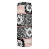 Patchwork-Muster für rosa und schwarze Blume Thermosbecher (Rückseite)