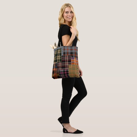 Patchwork-Muster, Tartan-Design, Oberfläche Tasche (Am Model)