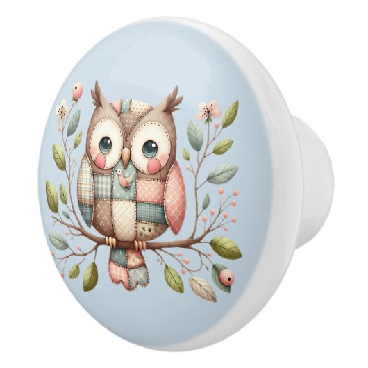 Patchwork Owl in Whimsical Woodland Keramikknauf (Rechts)