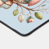 Patchwork Owl in Whimsical Woodland Schreibtischunterlage (Ecke)