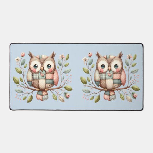Patchwork Owl in Whimsical Woodland Schreibtischunterlage (Vorderseite)