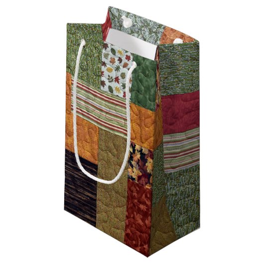 Patchwork Quilt Kleine Geschenktüte (Vorderseite Schrägansicht)