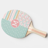 Patchwork Rainbow Hearts Monogram Ping Pong Paddle Tischtennis Schläger (Seitenansicht)