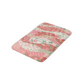Patchwork-Rose: nahtloses Musterdesign. Badematte (Schrägansicht)