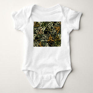 Patchwork Safari: Aquarell Animal Print. Baby Strampler