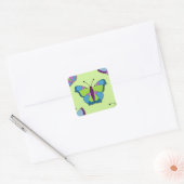 Patchwork-Schmetterlingsmuster auf Grün Quadratischer Aufkleber (Umschlag)