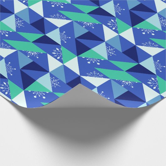 Patchwork Snowflakes - Blue Background Geschenkpapier (Ecke)