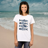 Patchwork-Stil-Sardinen Küstenstrand-Thema T-Shirt