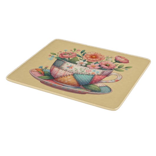 Patchwork-Teacup mit Whimsical-Blume Schneidebrett (Ecke)