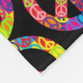 Patchy Peace Fleecedecke (Ecke)