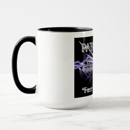 Pathfinder-Abzeichen -"First in Last Out" Tasse (Links)