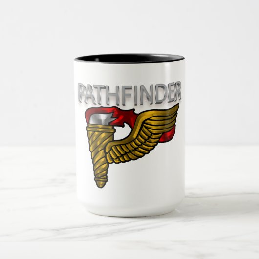 Pathfinder-Abzeichen - "Pathfinder Black" Tasse (Zentrum)