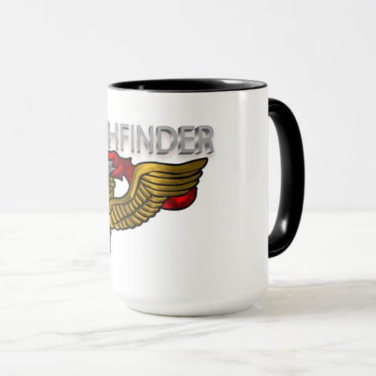 Pathfinder-Abzeichen - "Pathfinder Black" Tasse (VorderseiteRechts)