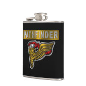 Pathfinder-Abzeichen – „Pathfinder“-Flasche Flachmann (Links)
