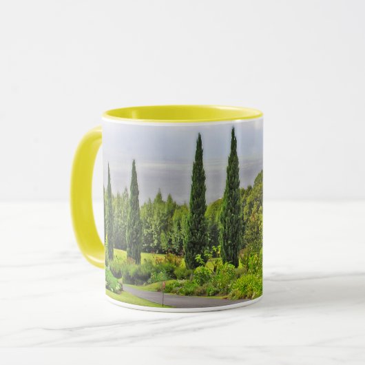 PATHWAY MIT ZYPRESSEBÄUMEN TASSE (Vorderseite Links)