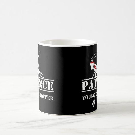 Patience Young Grasshopper! Kaffeetasse (Mittel)