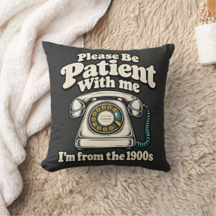 Patient aus den 1900er Jahren Vintage-Rotary-Telef Kissen
