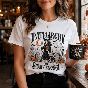 Patriarchat ist gruselig genug Feministisches Hall T-Shirt