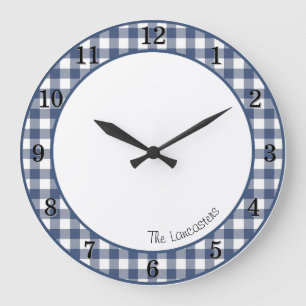 Patriot Blue Gingham Farmhouse Uhr mit Namen