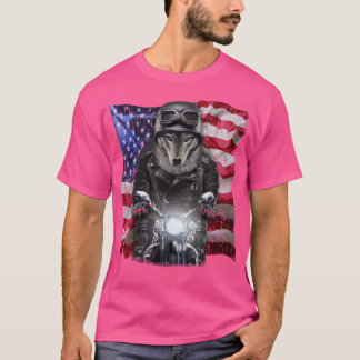 Patriot Gray Wolf auf Motorrad mit Flagge der USA T-Shirt