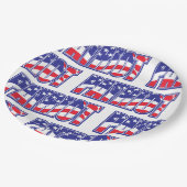 Patriot in der US-Flagge Pappteller (Schrägansicht)