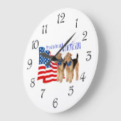 Patriotic Airedale Terriers Große Wanduhr (Winkel)