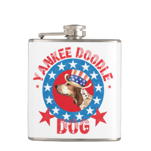 Patriotic American English Coonhound Flachmann