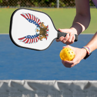 Patriotic Bald Eagle mit amerikanischer Flagge Pickleball Schläger