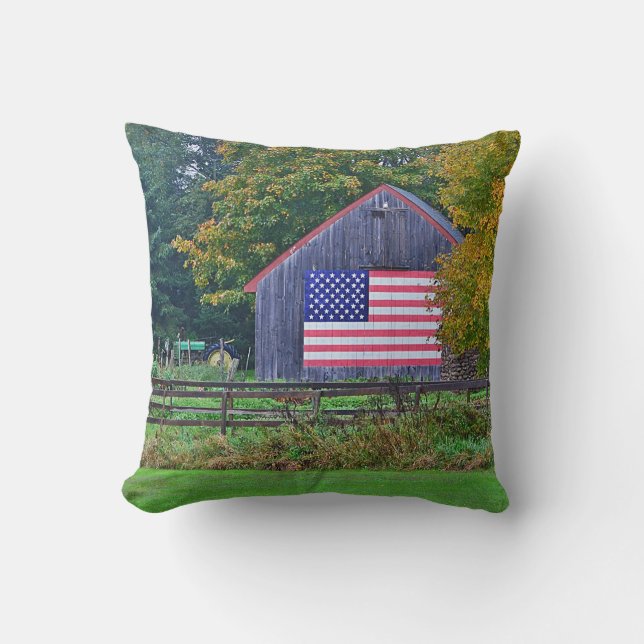 Patriotic Barn Pillow Kissen (Vorderseite)