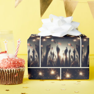 Patriotic Crowd Holding American Fags Geschenkpapier