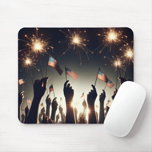 Patriotic Crowd Holding American Fags Mousepad (Mit Mouse)