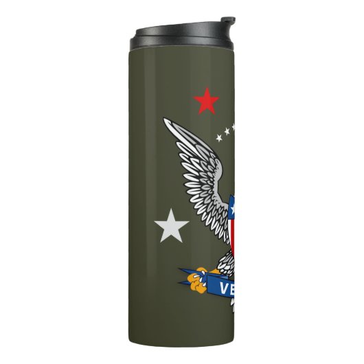 Patriotic Eagle Veteran Thermosbecher (Nach links gedreht)