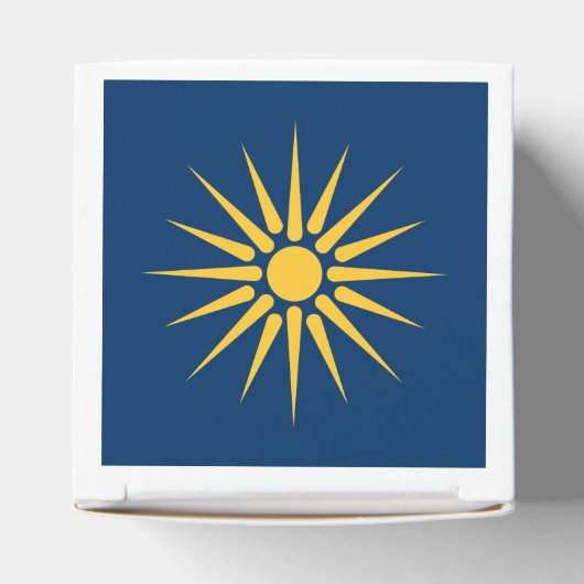 Patriotic favor box with Flag of Macedonia, Greece Geschenkschachtel (Oben)