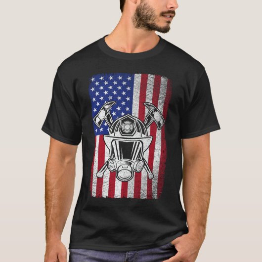 Patriotic Fireman USA Flag Firefighter T-Shirt (Vorderseite)