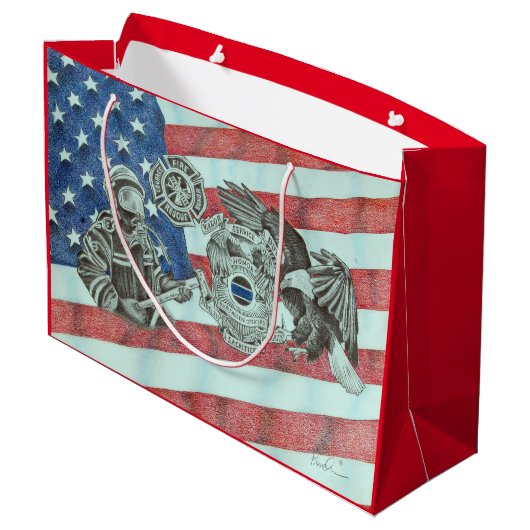 Patriotic First Responder Große Geschenktüte (Rückseite Schrägansicht)
