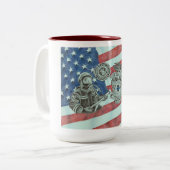 Patriotic First Responder Zweifarbige Tasse (Vorderseite Links)
