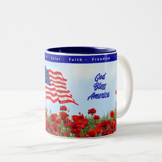 Patriotic God Bless America Tasse Troops Veteranen (VorderseiteRechts)