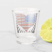 Patriotic Heart American Flag Schnapsglas (Rückseite)