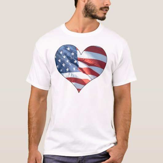 Patriotic Heart Shaped American Flag T-Shirt (Vorderseite)