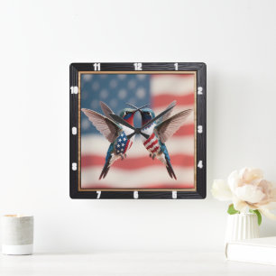 Patriotic Hummingbirds American Flag Quadratische Wanduhr