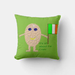 Patriotic Irish Egg Pillow Kissen
