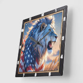 Patriotic Lion Majestic Quadratische Wanduhr (Winkel)