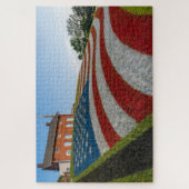 Patriotic Painted American Flag Puzzle (Vertikal)