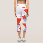 Patriotic Red Light Blue Stars Namensangebot Capri Leggings (Rückseite)