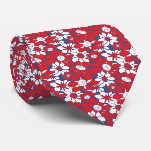 Patriotic Red White Blue Floral Krawatte (Gerollt)