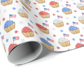 Patriotic Red White Cupcake Flag Stars Geschenkpapier (Rolleneckpunkt)