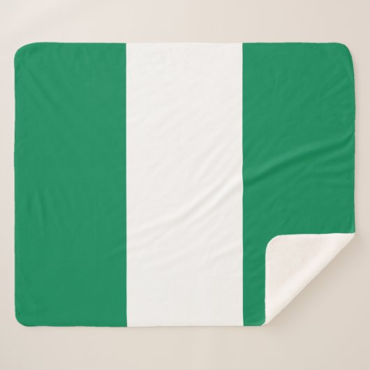 Patriotic Sherpa Blanket mit nigerianischer Flagge Sherpadecke (Vorderseite (Horizontal))