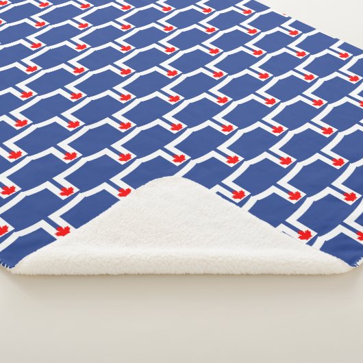Patriotic Sherpa Blanket with flag of Toronto Sherpadecke (3/4)