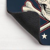 Patriotic Skull und Crossbones American Flag Mousepad (Ecke)
