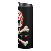 Patriotic Skull und Crossbones American Flag Thermosbecher (Nach rechts gedreht)